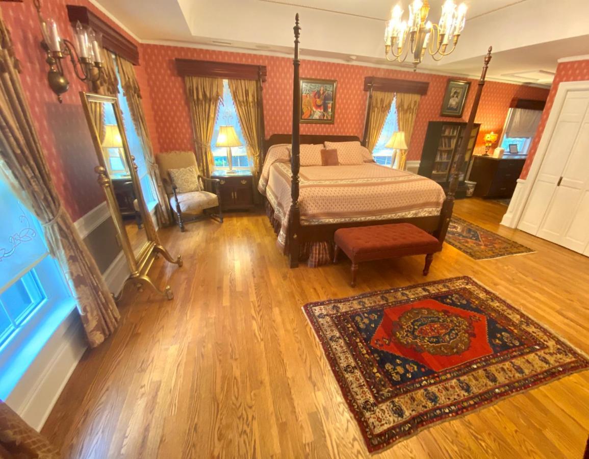 The Melange Inn Hendersonville Bagian luar foto