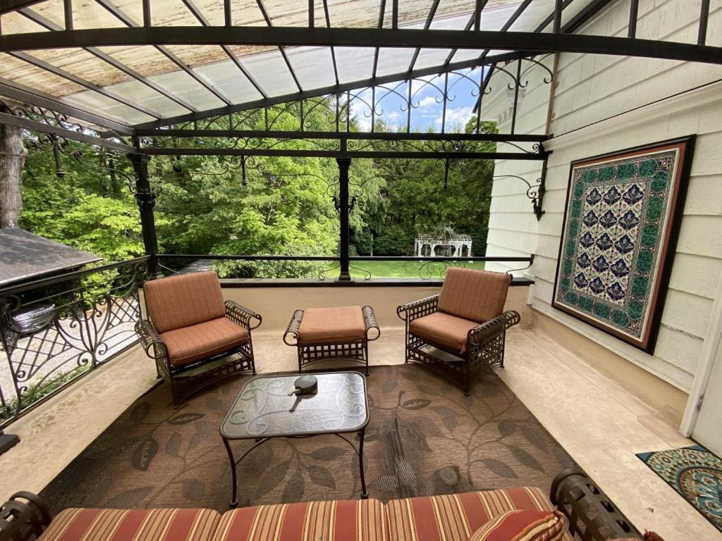 The Melange Inn Hendersonville Bagian luar foto