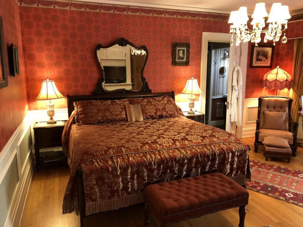 The Melange Inn Hendersonville Bagian luar foto