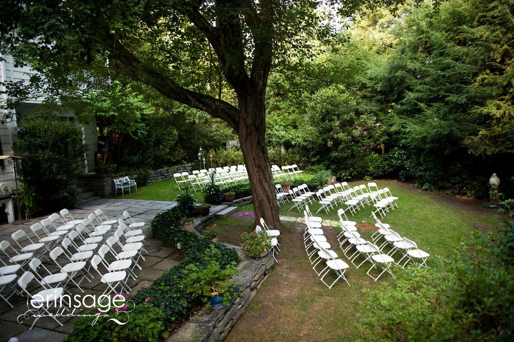 The Melange Inn Hendersonville Bagian luar foto