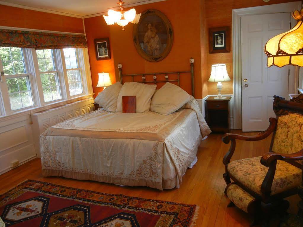 The Melange Inn Hendersonville Bagian luar foto